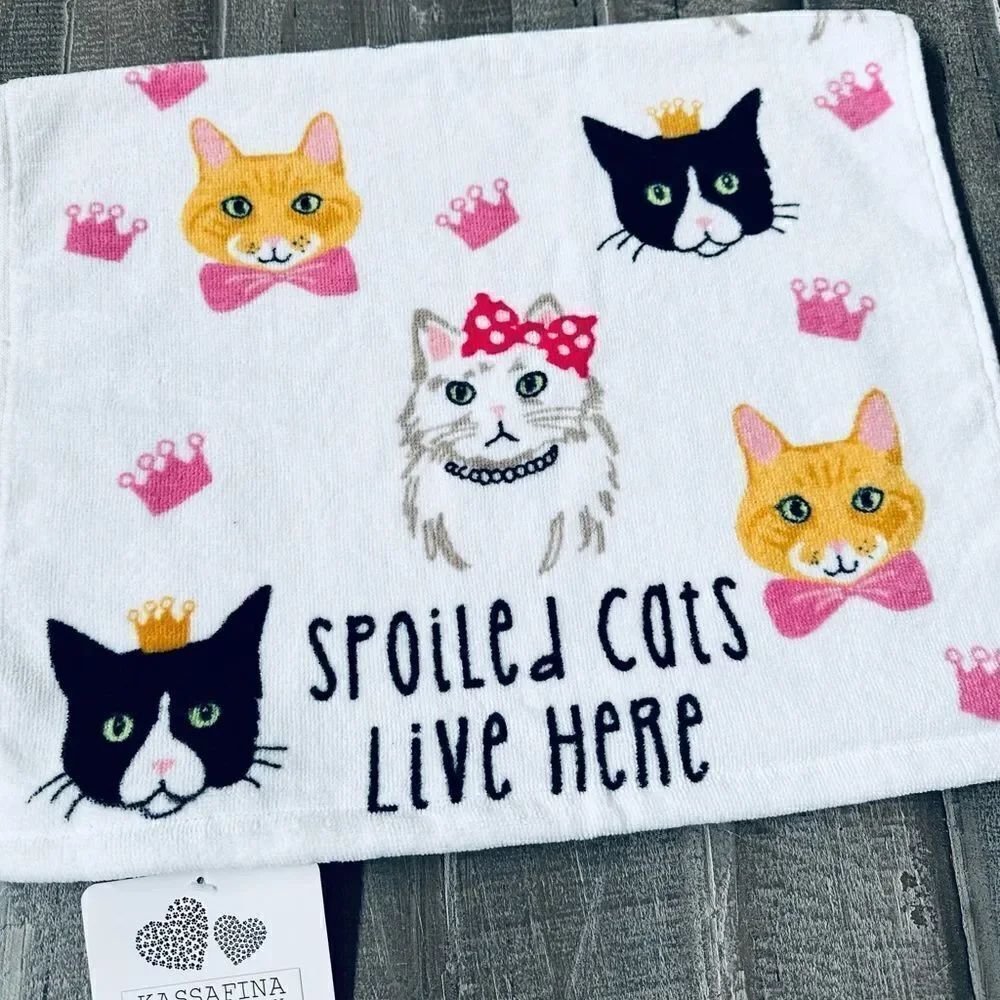 Spoiled Cats Live Here Cat Print Bathroom Hand Towel